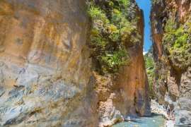 The Benefits of Joining Guided Canyoning Tours for Beginners