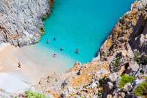 Top 5 Serene Spring Break Destinations to Avoid the Crowd Chaos