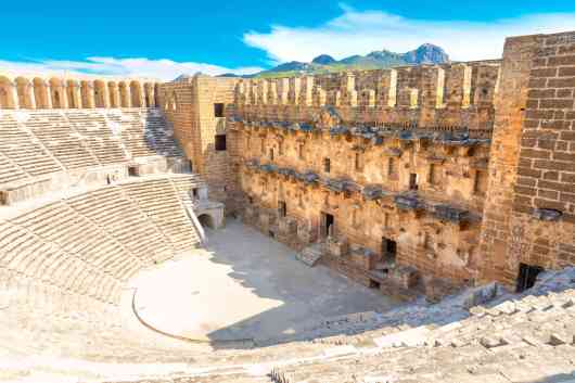 Explore the World’s Best Destinations for History Buffs: A Comprehensive Guide