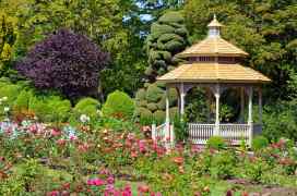 How to Plan a Perfect Leisurely Garden and History Walk in Your Area